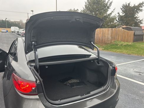 Used 2015 MAZDA MAZDA6 Touring image 16