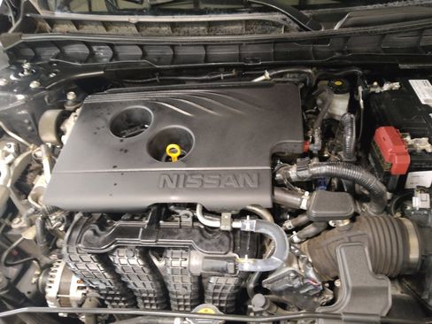 Used 2019 Nissan Altima 2.5 SV FWD image 29