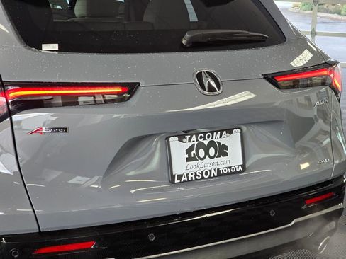 Used 2025 Acura ADX A-Spec image 12