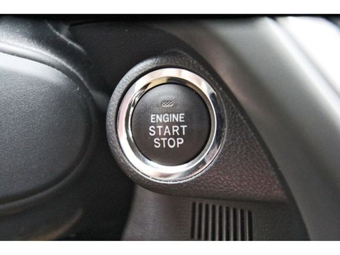 Used 2024 Subaru Crosstrek 2.0i Premium AWD/4WD image 19