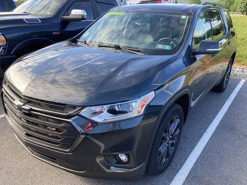 Used 2021 Chevrolet Traverse RS w/ LPO, Floor Liner Package AWD/4WD image 3
