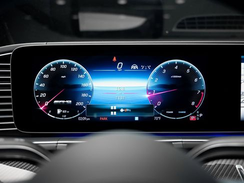 Used 2025 Mercedes-Benz GLS 63 AMG 4MATIC image 51