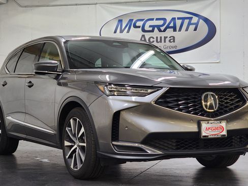 Used 2025 Acura MDX FWD w/ Technology Package image 2