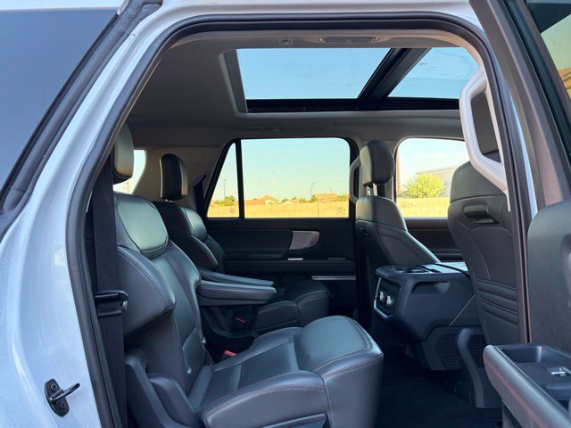 Used 2025 Ford Expedition Max Active AWD/4WD image 19