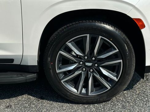 Used 2021 Cadillac Escalade ESV Sport image 11