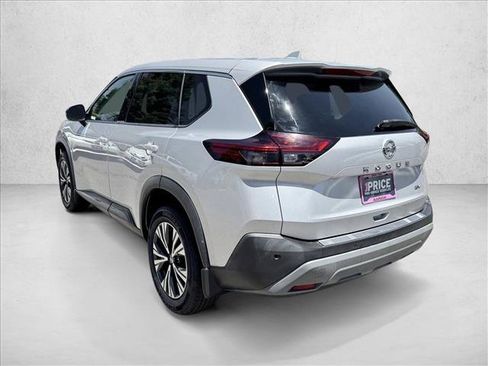 Used 2021 Nissan Rogue SV FWD image 4