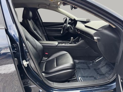 Used 2020 MAZDA MAZDA3 Select Package image 17