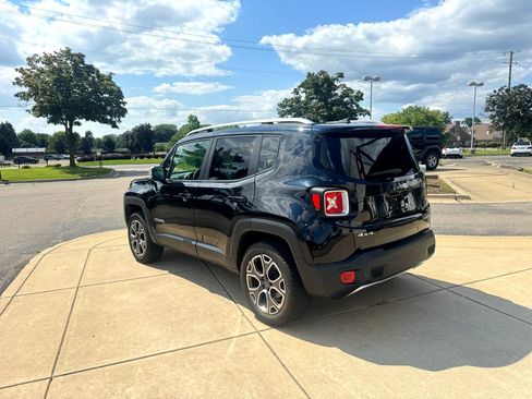 Used 2016 Jeep Renegade Limited image 7
