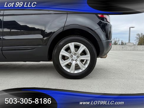 Used 2018 Land Rover Range Rover Evoque SE Premium image 49