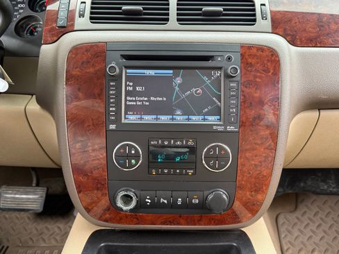 Used 2012 Chevrolet Silverado 2500 LTZ w/ LTZ Plus Package AWD/4WD image 21