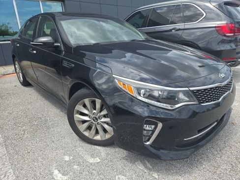 Used 2018 Kia Optima EX w/ Technology Package FWD image 1