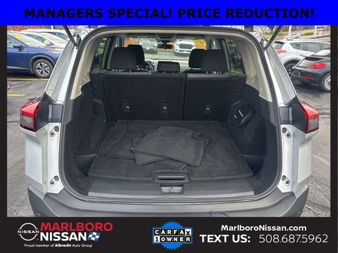 Certified 2023 Nissan Rogue SV image 13