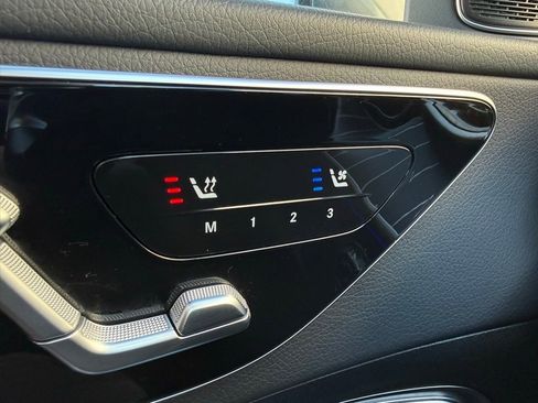 Used 2025 Mercedes-Benz C 300 C 300 image 14