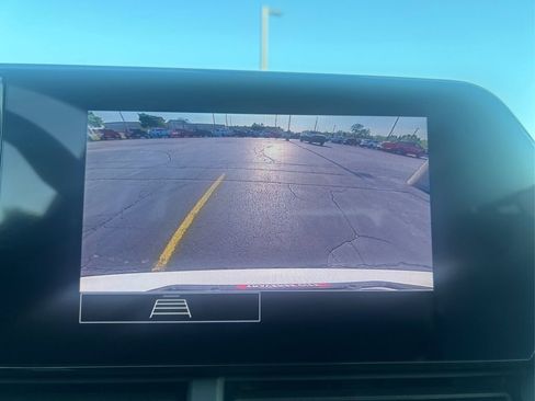 Used 2024 Chevrolet Trax LS w/ LS Convenience Package FWD image 35