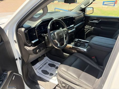 Used 2024 Chevrolet Silverado 1500 RST w/ Texas Edition Plus AWD/4WD image 8