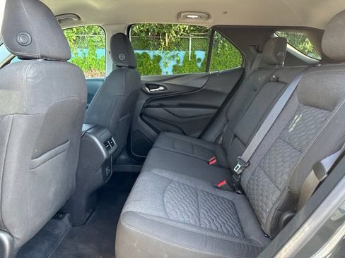 Used 2020 Chevrolet Equinox LT AWD/4WD image 16