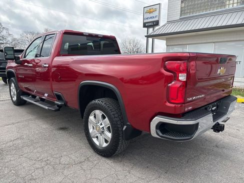 Used 2022 Chevrolet Silverado 2500 LTZ w/ LTZ Plus Package AWD/4WD image 6