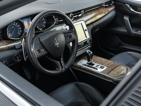 Used 2014 Maserati Quattroporte GTS image 10