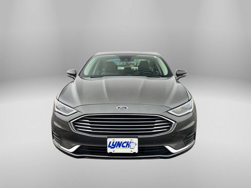 Used 2019 Ford Fusion SEL image 2