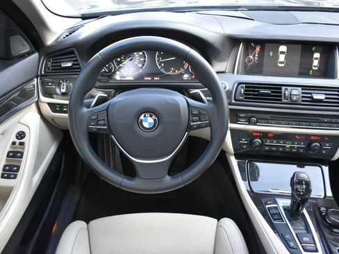 Used 2015 BMW 550i Sedan image 12