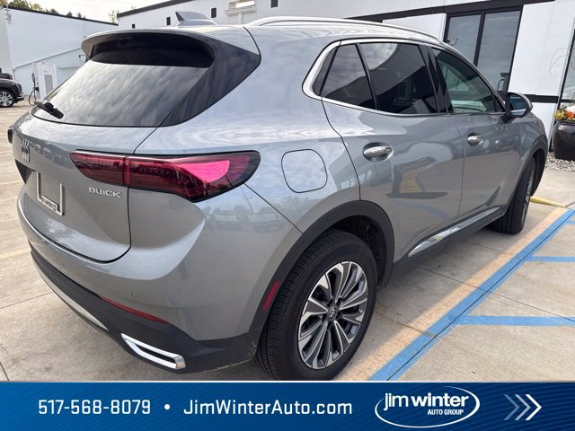 Used 2025 Buick Envision Preferred AWD/4WD image 7