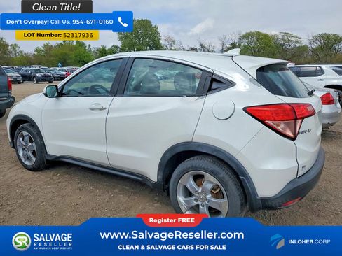 Used 2016 Honda HR-V LX image 3