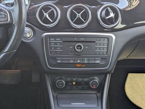 Used 2015 Mercedes-Benz CLA 250 4MATIC image 15