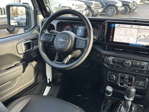 New 2026 Jeep Wrangler Unlimited Sport image 21