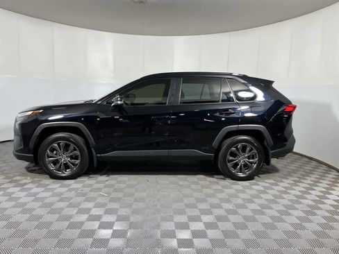 Used 2023 Toyota RAV4 XLE Premium AWD/4WD image 5