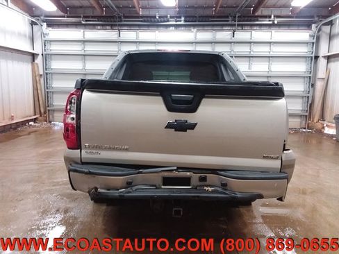 Used 2007 Chevrolet Avalanche LT image 8