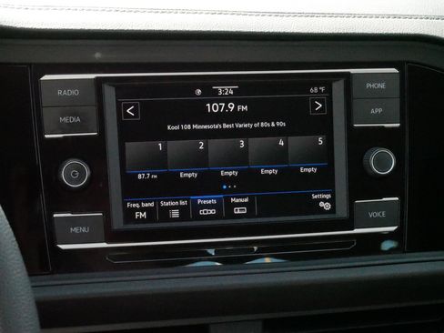 Certified 2023 Volkswagen Jetta S FWD image 22