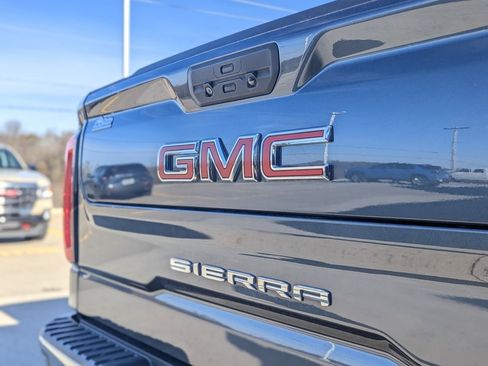 Used 2020 GMC Sierra 1500 SLT w/ SLT Premium Plus Package image 10