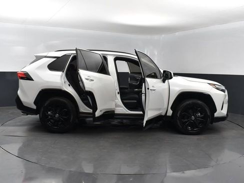 Used 2023 Toyota RAV4 SE w/ Convenience Package AWD/4WD image 24