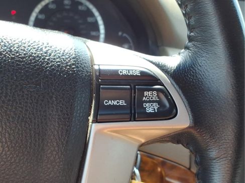 Used 2010 Honda Accord EX-L image 28