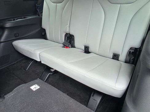 Used 2024 Hyundai Palisade SEL w/ Premium Package AWD/4WD image 20