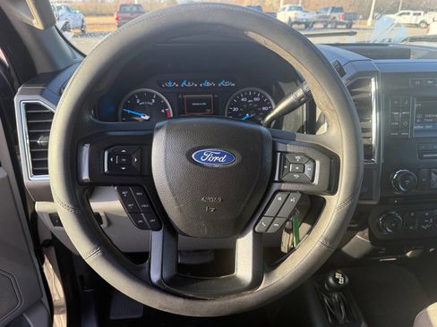 Used 2017 Ford F350 XLT image 18