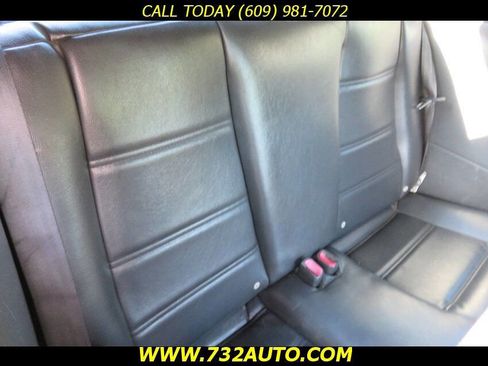 Used 2003 Ford Mustang Premium image 25