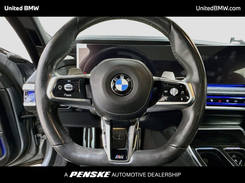 Used 2023 BMW 740i RWD image 13