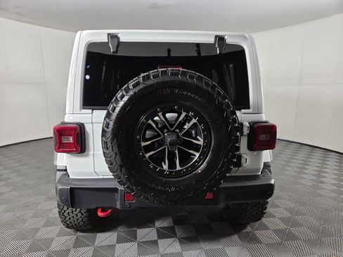Certified 2025 Jeep Wrangler Unlimited Rubicon image 6