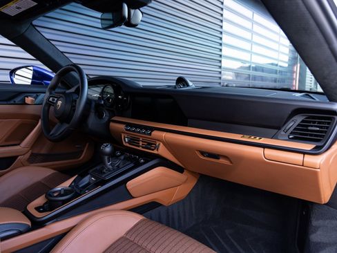 Used 2024 Porsche 911 GT3 RS image 36