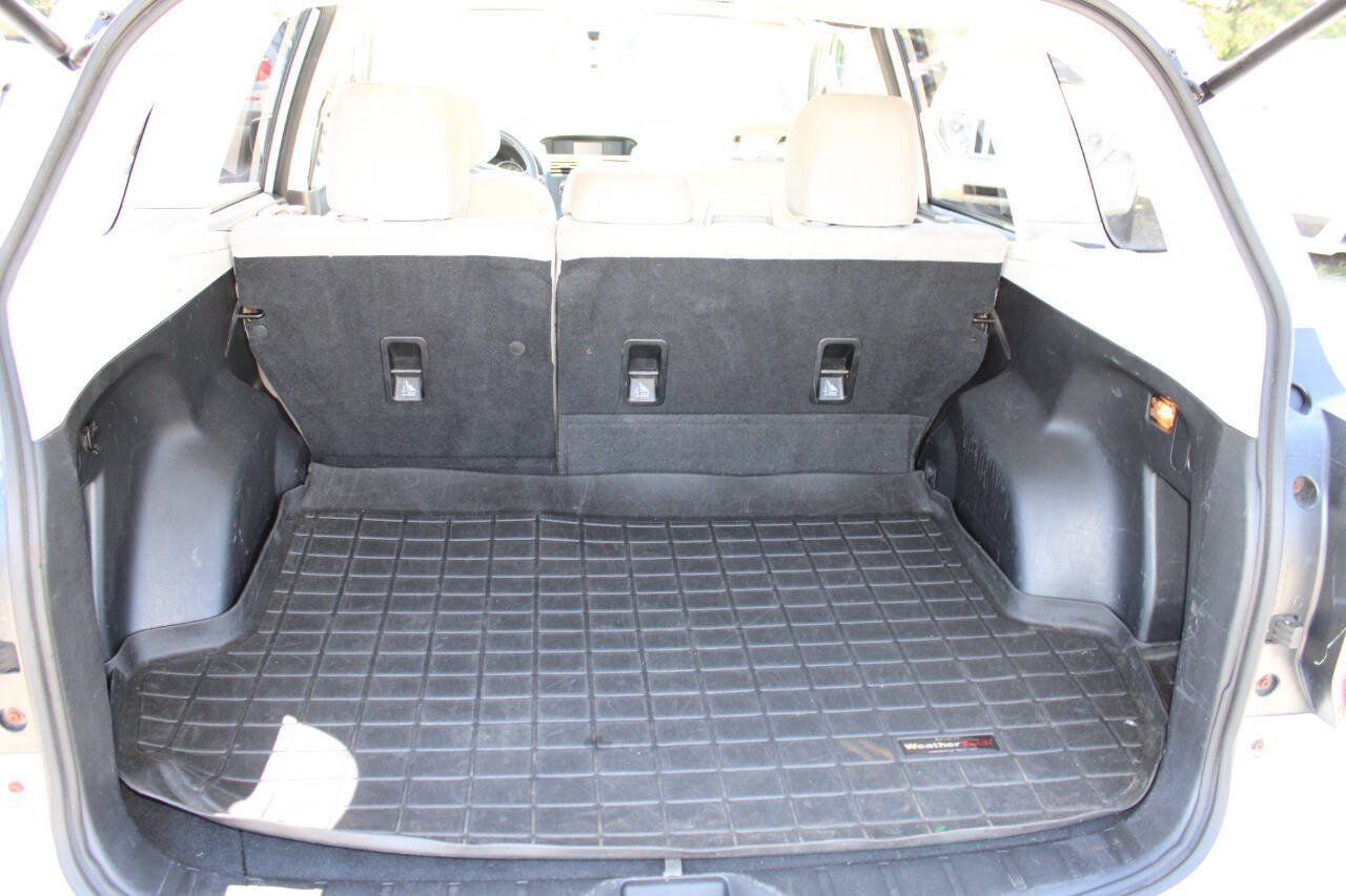 Used 2014 Subaru Forester 2.5i Premium w/ All-Weather Package AWD/4WD image 25