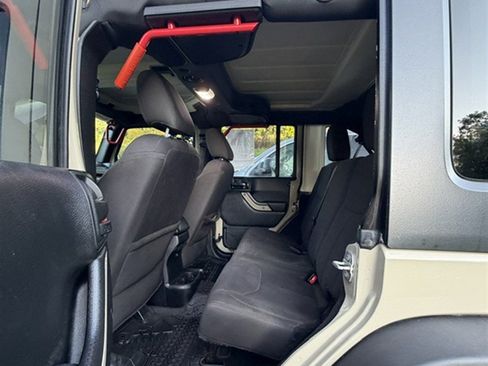 Used 2017 Jeep Wrangler Unlimited Sport w/ Quick Order Package 24S AWD/4WD image 7