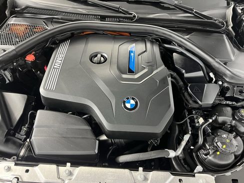 Used 2023 BMW 330e w/ Premium Package image 31