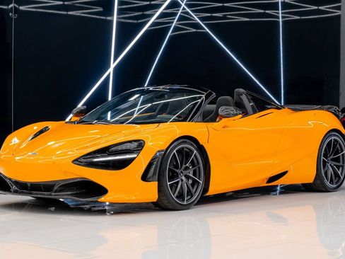 Used 2020 McLaren 720S Spider RWD image 48