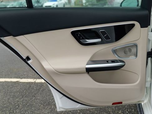 Used 2022 Mercedes-Benz C 300 4MATIC Sedan w/ Pinnacle Trim Package image 26