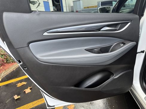 Used 2020 Buick Enclave Essence w/ Sound and Sites Package image 13