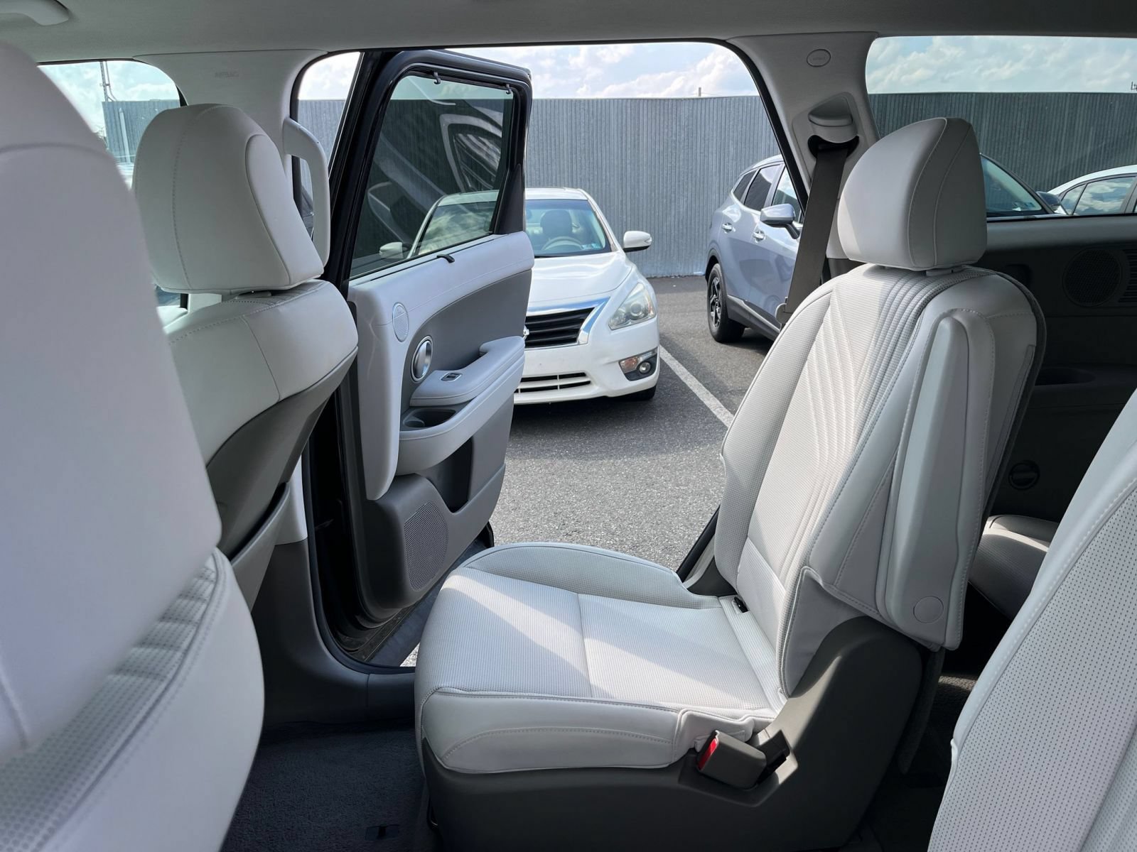 Used 2026 Hyundai Palisade SEL FWD image 41