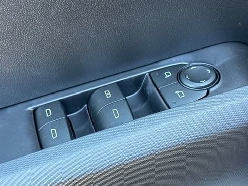 New 2026 GMC Canyon Elevation w/ Convenience Package RWD image 12