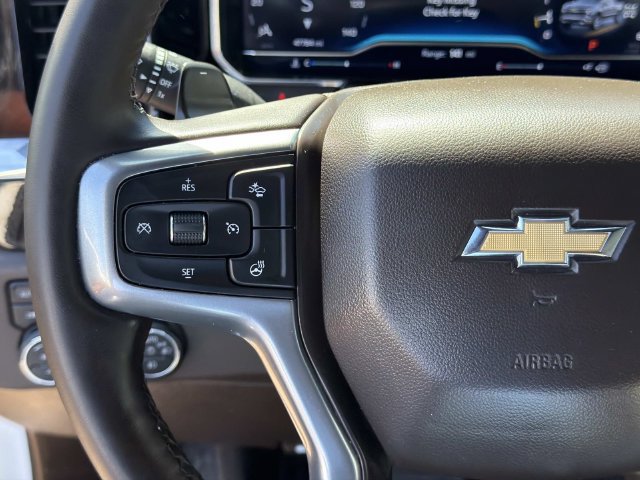 Used 2023 Chevrolet Silverado 1500 LTZ w/ LTZ Convenience Package II AWD/4WD image 29