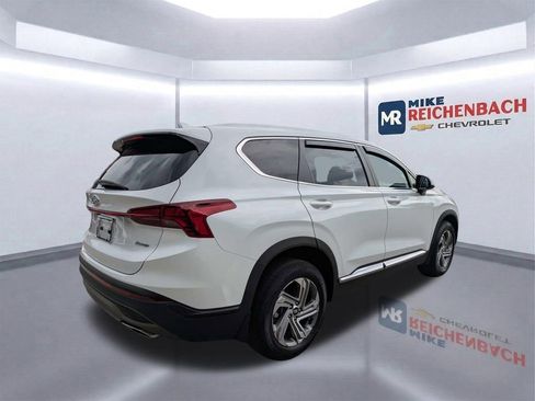 Used 2023 Hyundai Santa Fe SE FWD image 4